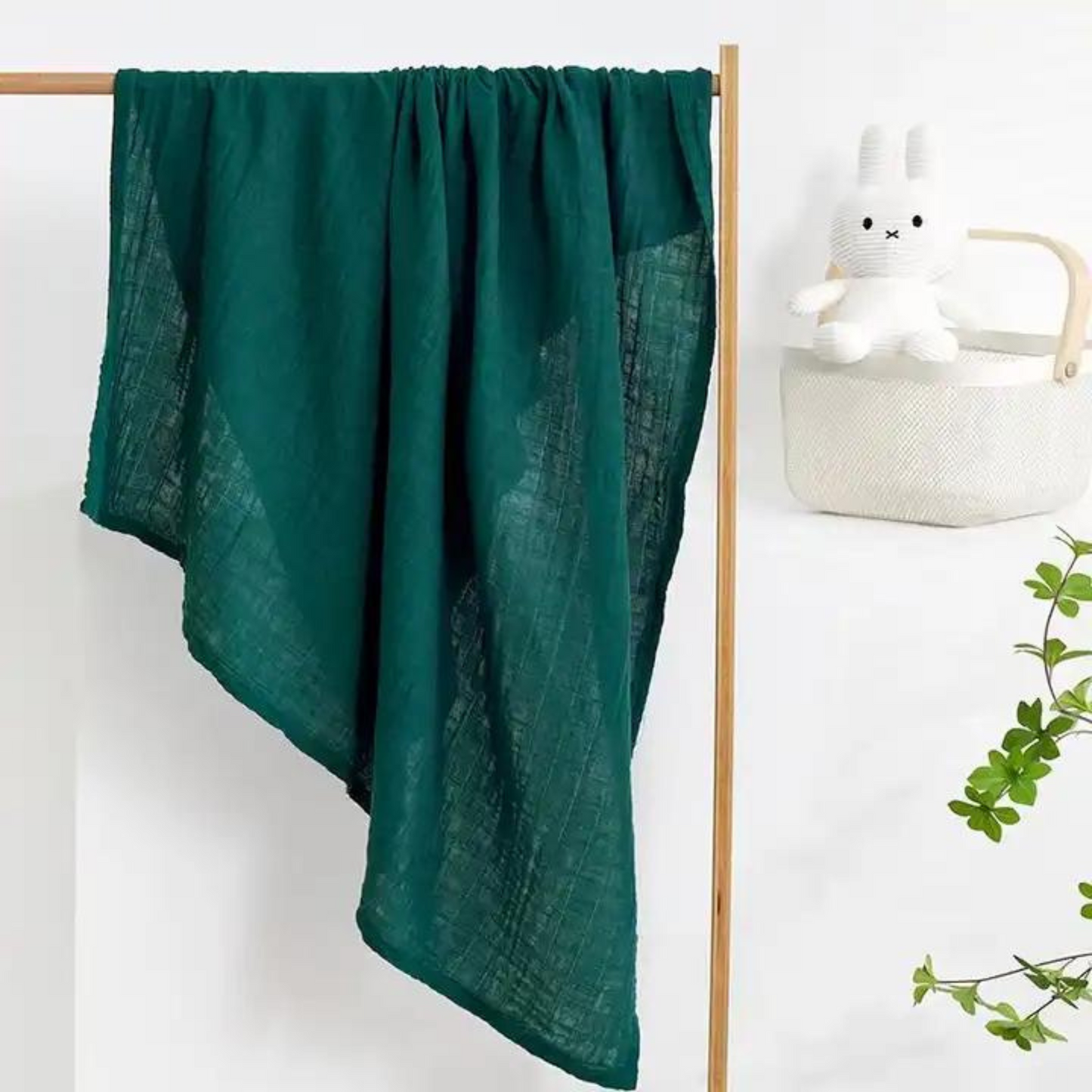 Baby muslin swaddle blanket; 01CQ/HH;