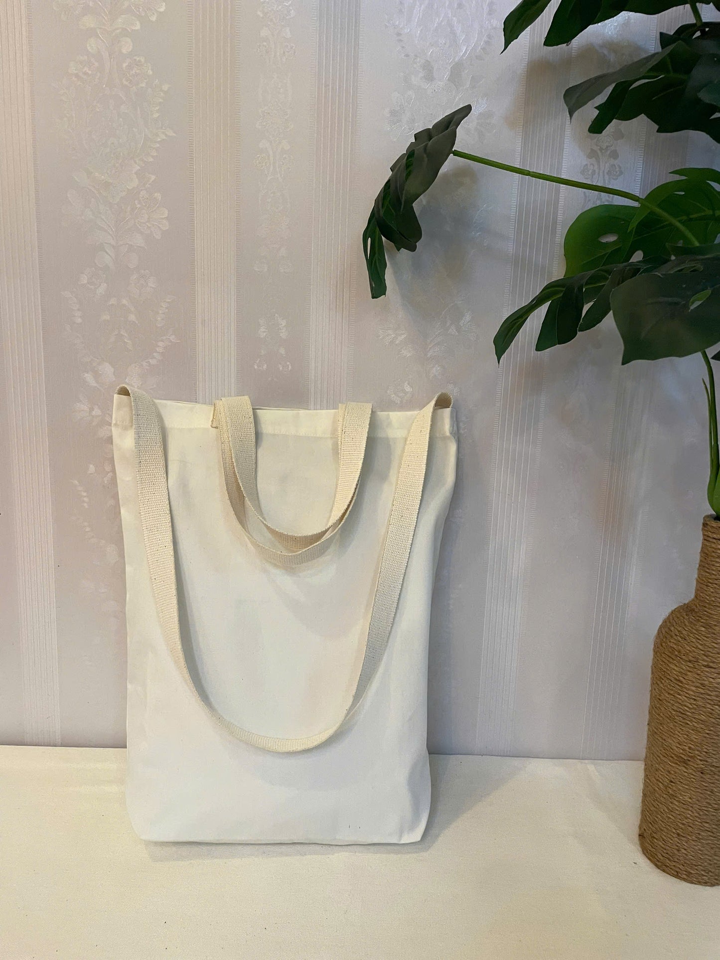 Reusable Shopping Tote Bag; 287TV/HH.