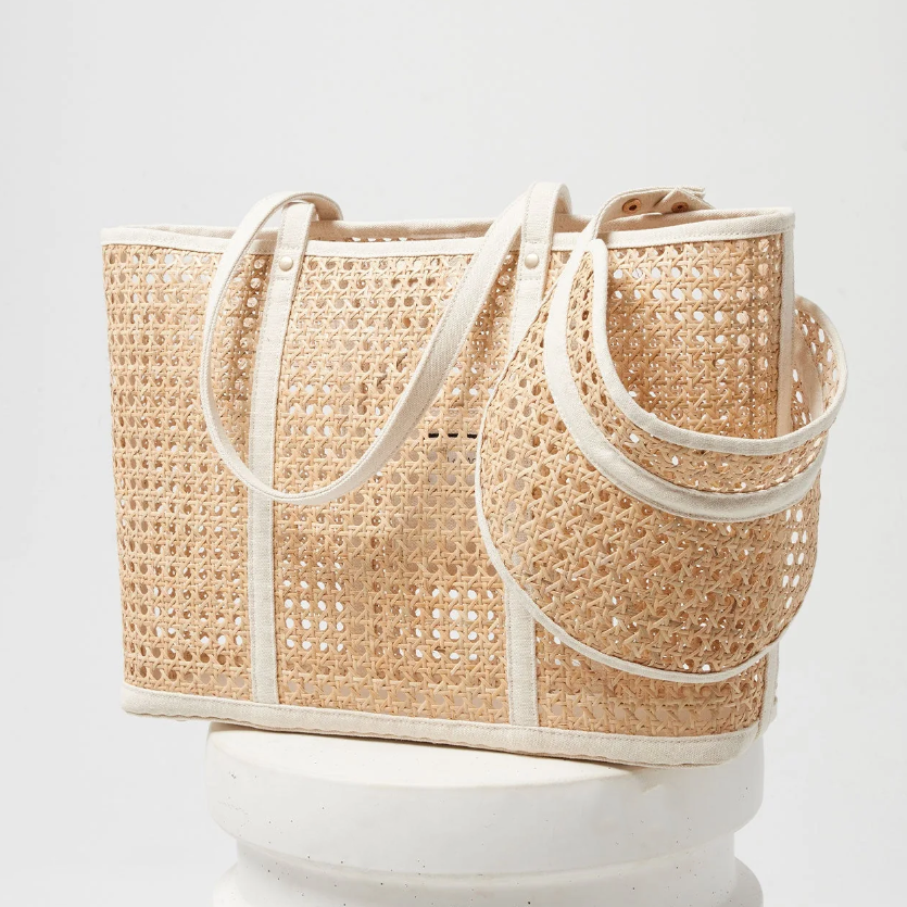 Hollow Out Rattan Straw Handbag; 198TD/HH;