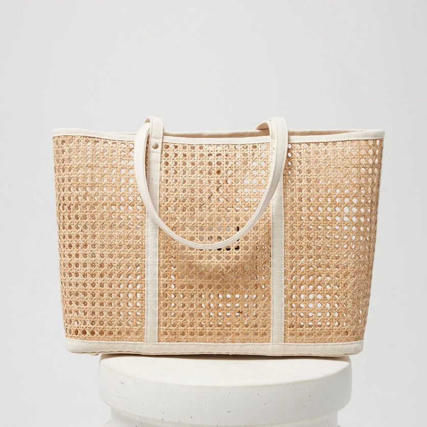 Hollow Out Rattan Straw Handbag; 198TD/HH;